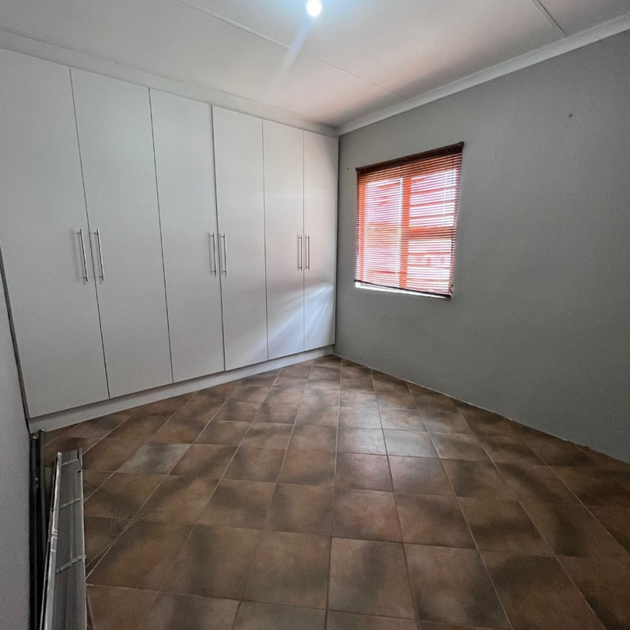 4 Bedroom Property for Sale in Despatch Central Eastern Cape